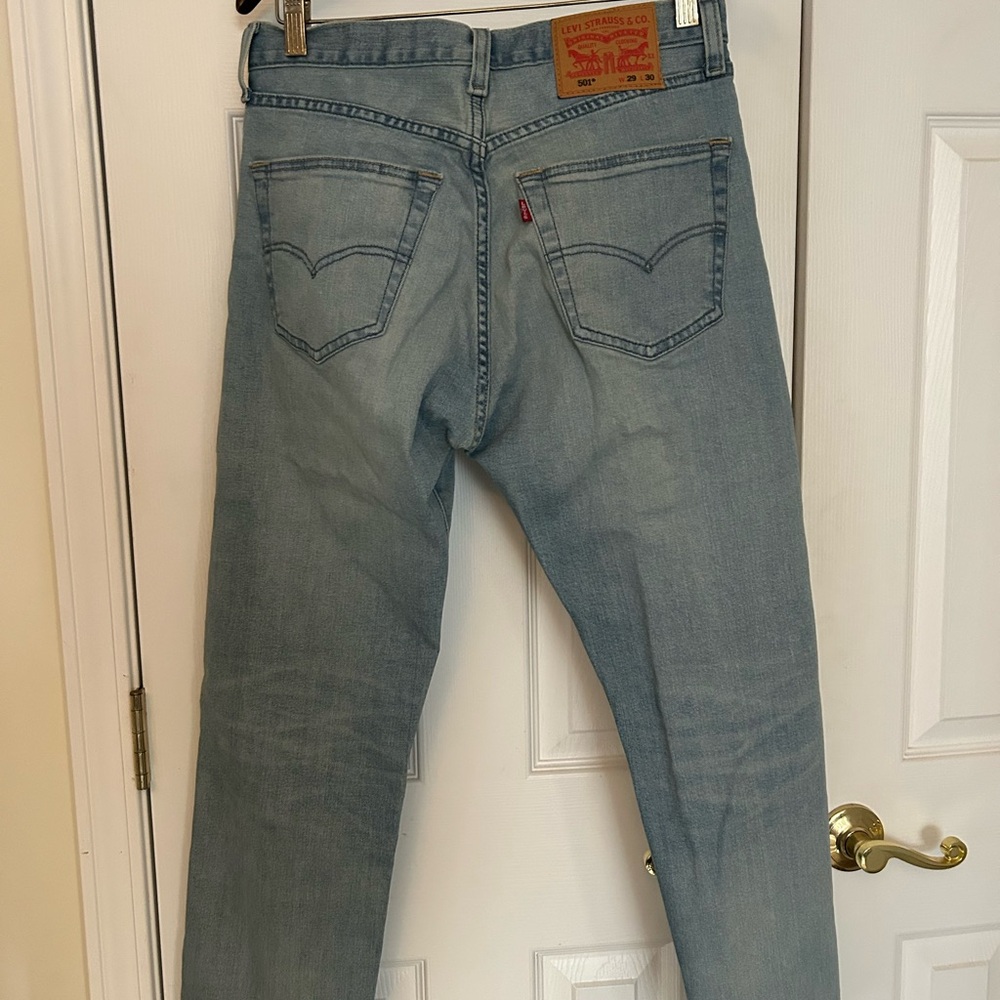 Button fly Levi’s 501- Never worn. Removed tags. Perfect condition! - Picture 3 of 9